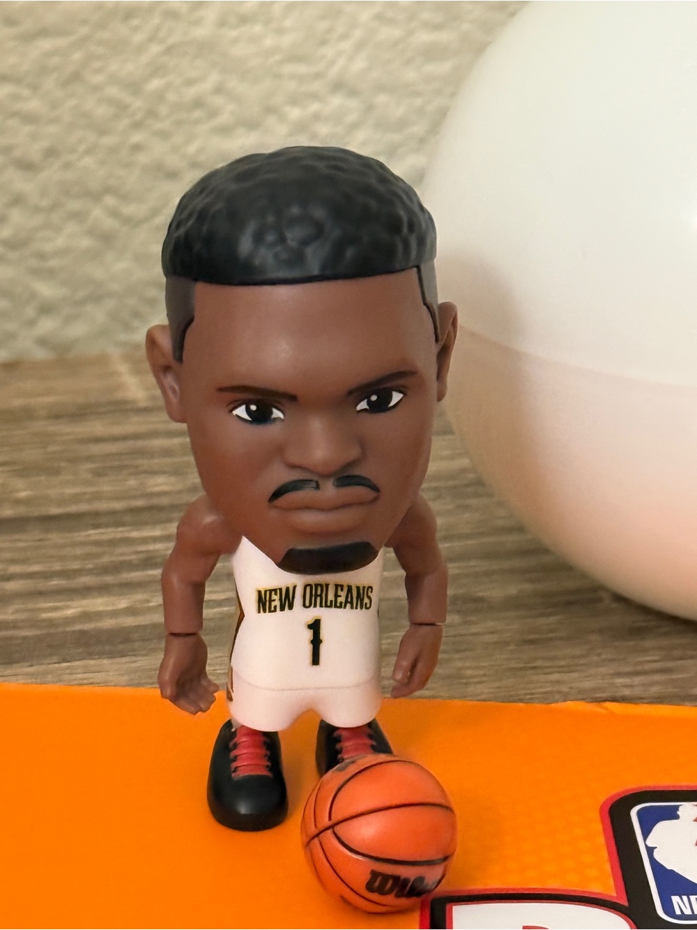 NBA Ballers Series 2 NewOrleans Pelicans 
Zion Williamson White Jersey